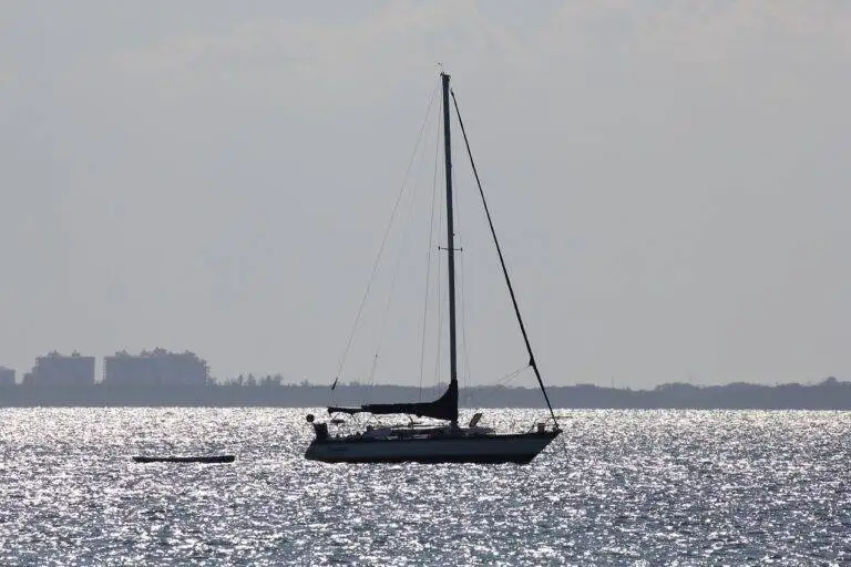 Travel and Volunteering: Giving Back While Exploring